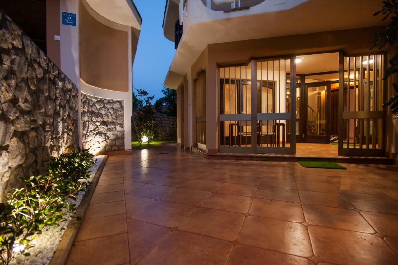Villa Royale Krk Krk Town Extérieur photo