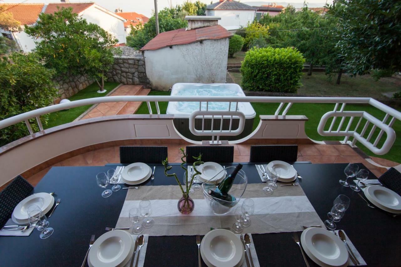 Villa Royale Krk Krk Town Extérieur photo